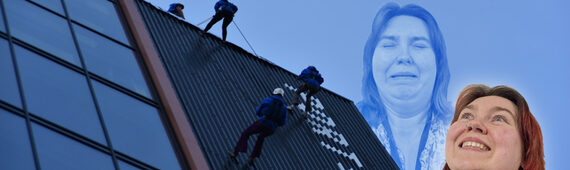 Charlotte Abseils 131ft for Upmo!