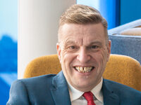 Julian RUNS a half marathon - I'd LOVE your help